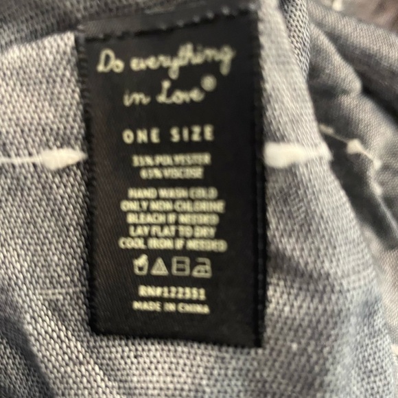 NWT Francesca’s Do Everything in Love Kimono Charcoal grey/black O/S - Picture 8 of 9